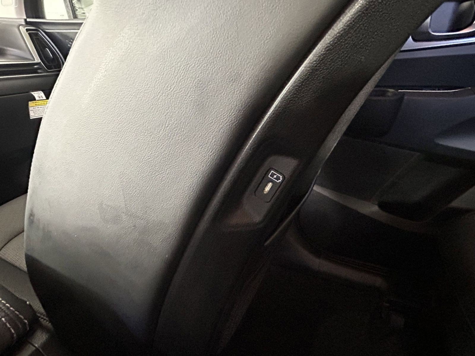 Certified 2025 Kia Sorento S image 17