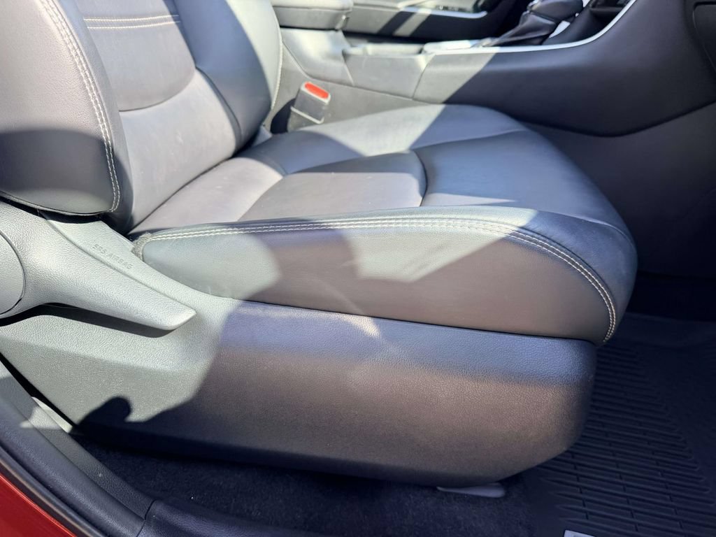 Certified 2020 Toyota RAV4 XLE Premium AWD/4WD image 11
