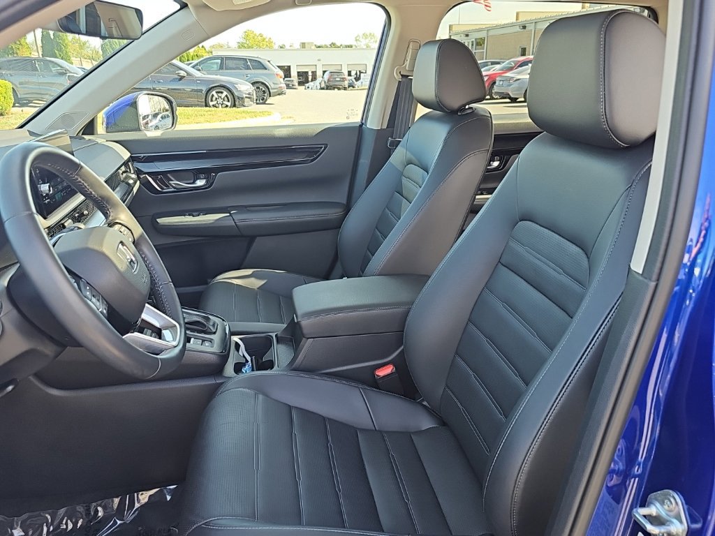 Used 2024 Honda CR-V EX-L image 3