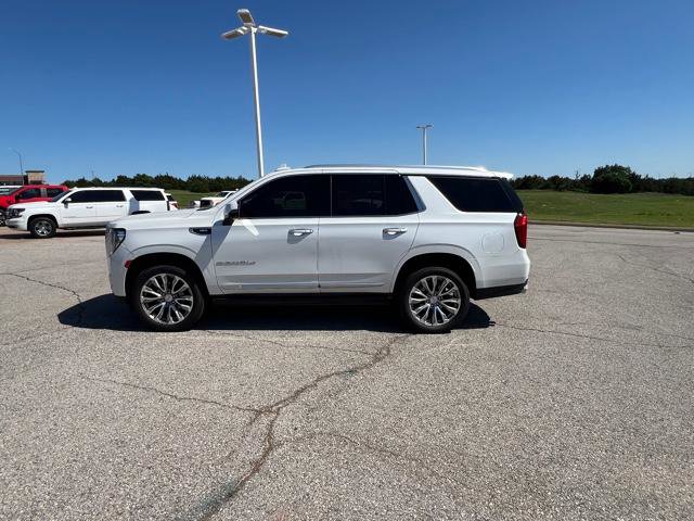 Used 2021 GMC Yukon Denali w/ Denali Premium Package image 8
