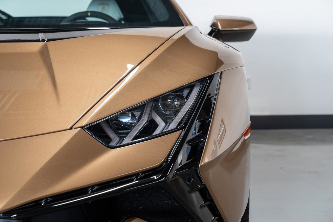 Used 2024 Lamborghini Huracan Tecnica image 30