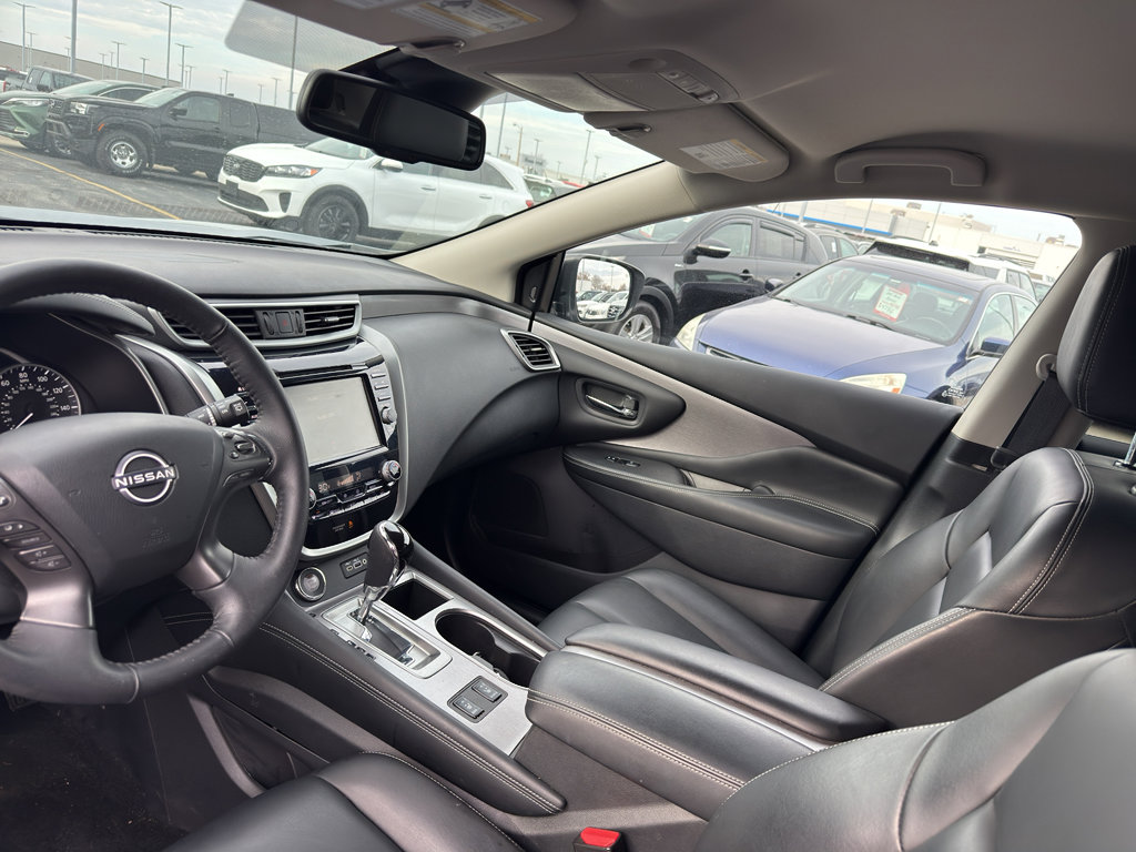 Certified 2024 Nissan Murano SV w/ SV Midnight Edition Package image 25