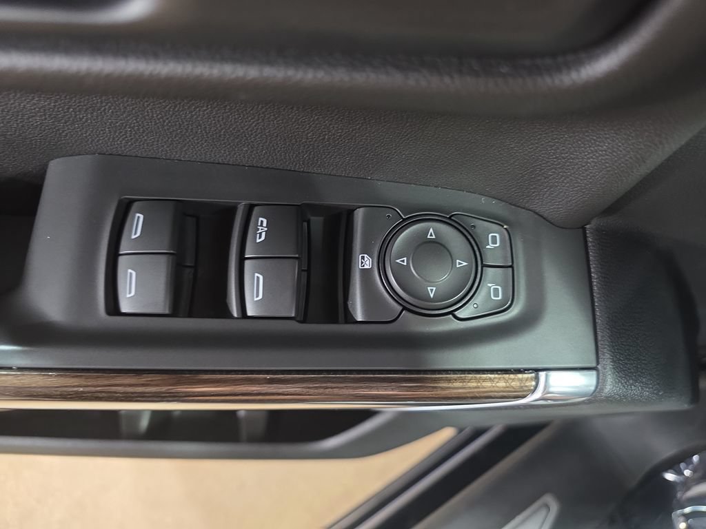 Used 2020 Chevrolet Silverado 1500 LT w/ All-Star Edition AWD/4WD image 27