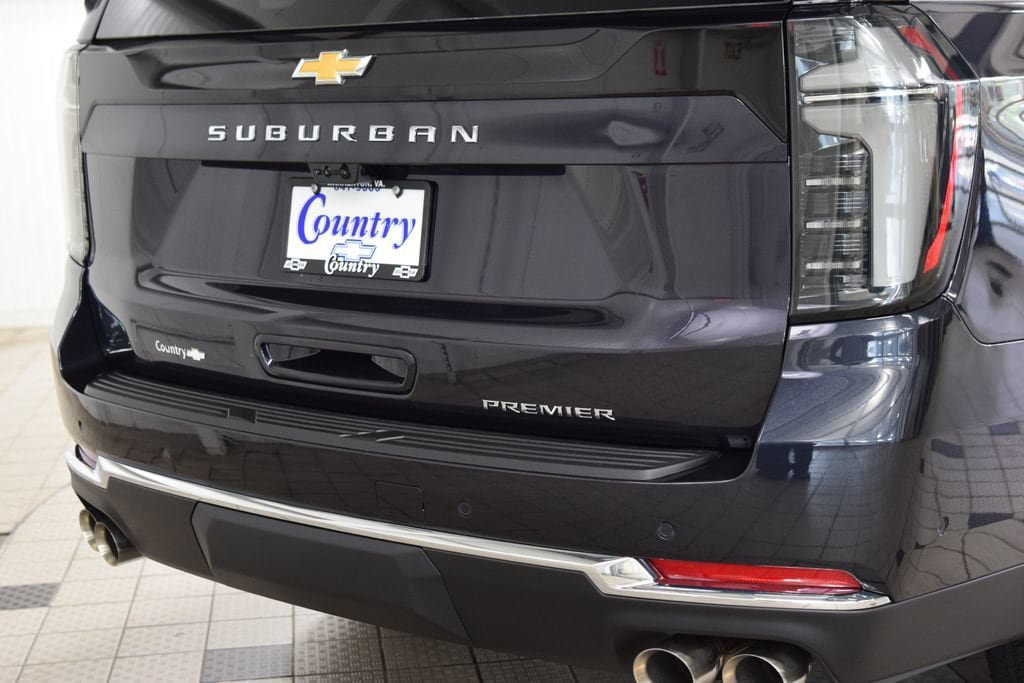 New 2026 Chevrolet Suburban Premier AWD/4WD image 21