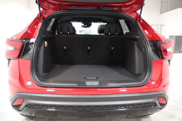 New 2026 Chevrolet Trax RS w/ Sunroof Package image 15