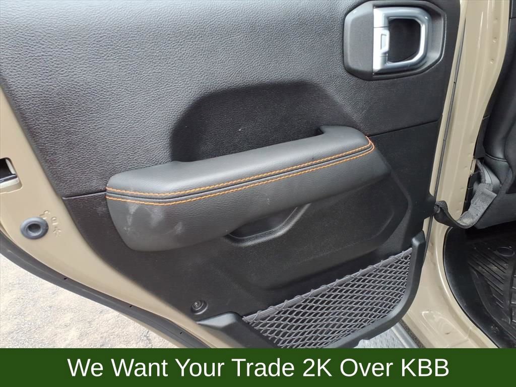 Used 2020 Jeep Gladiator Mojave AWD/4WD image 15