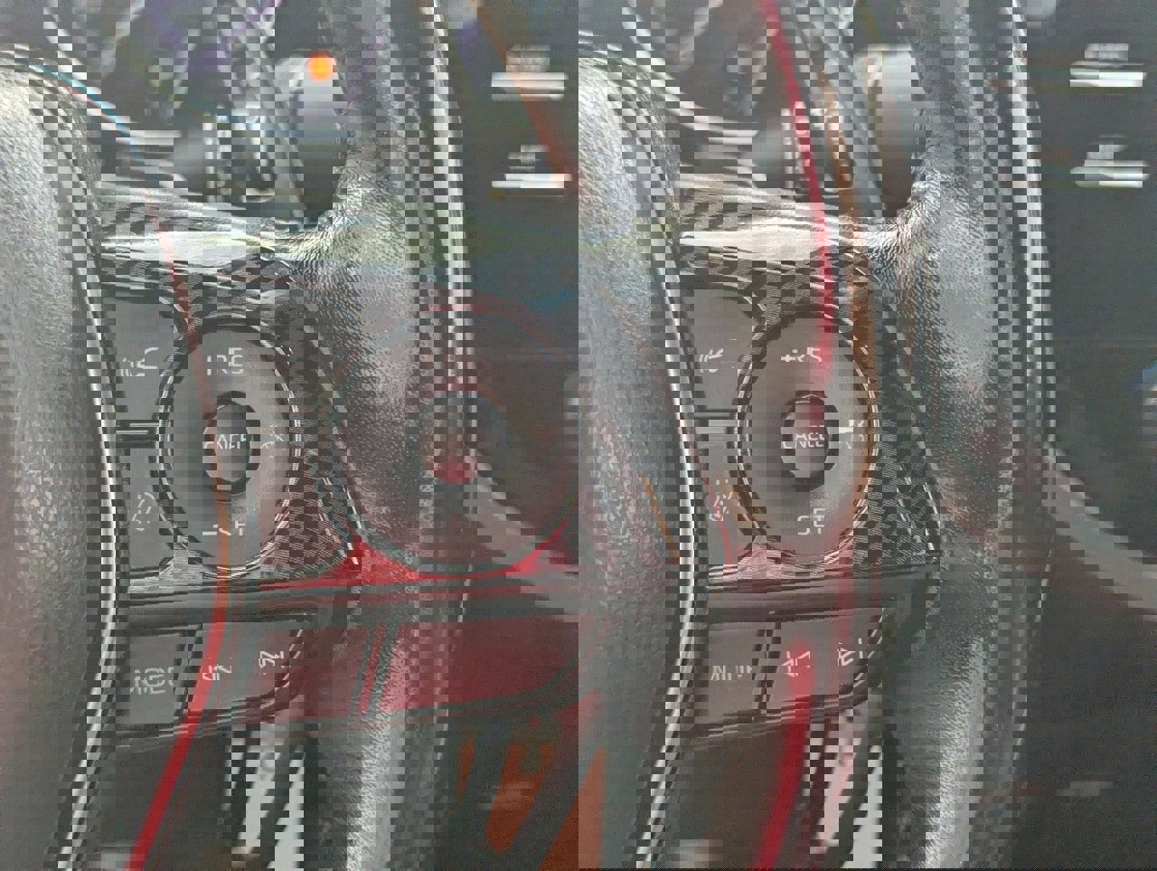 Used 2020 Toyota Camry SE w/ Blackout Package image 26