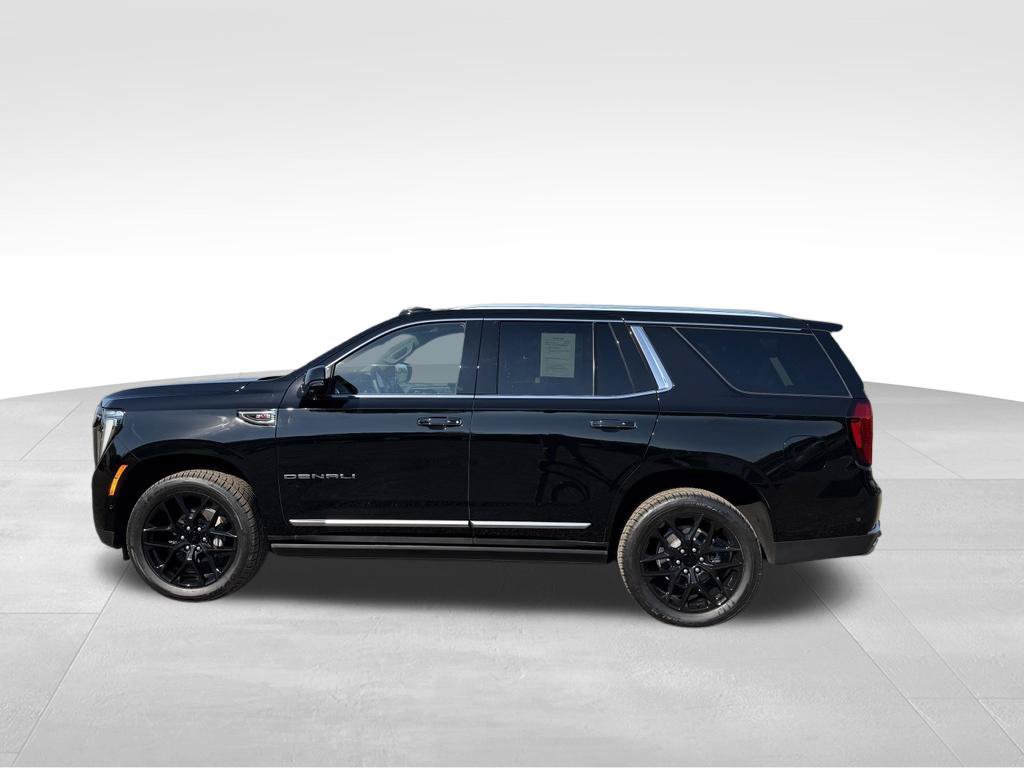 Used 2026 GMC Yukon Denali w/ Sun & Power Step Package AWD/4WD image 15