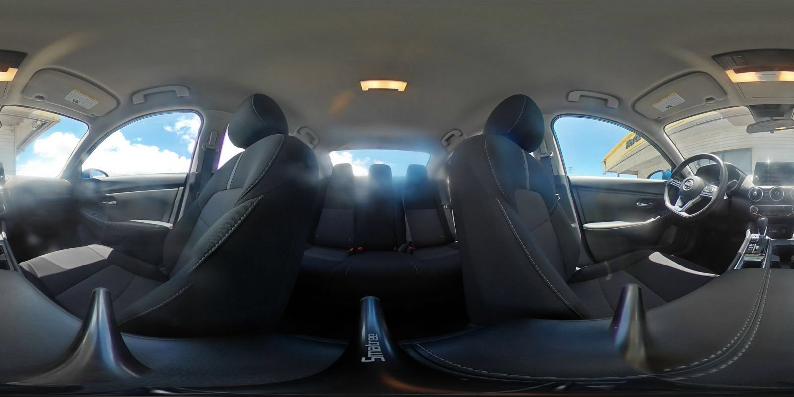Used 2025 Nissan Sentra SV FWD image 40