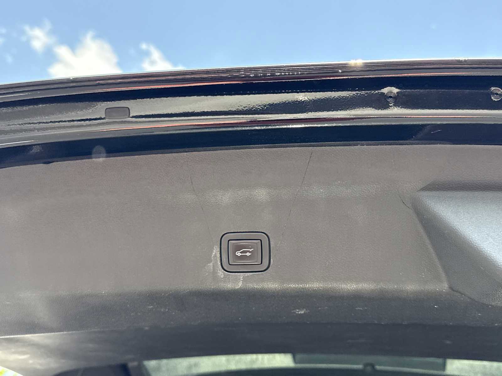 Used 2021 Chevrolet Suburban LT AWD/4WD image 22