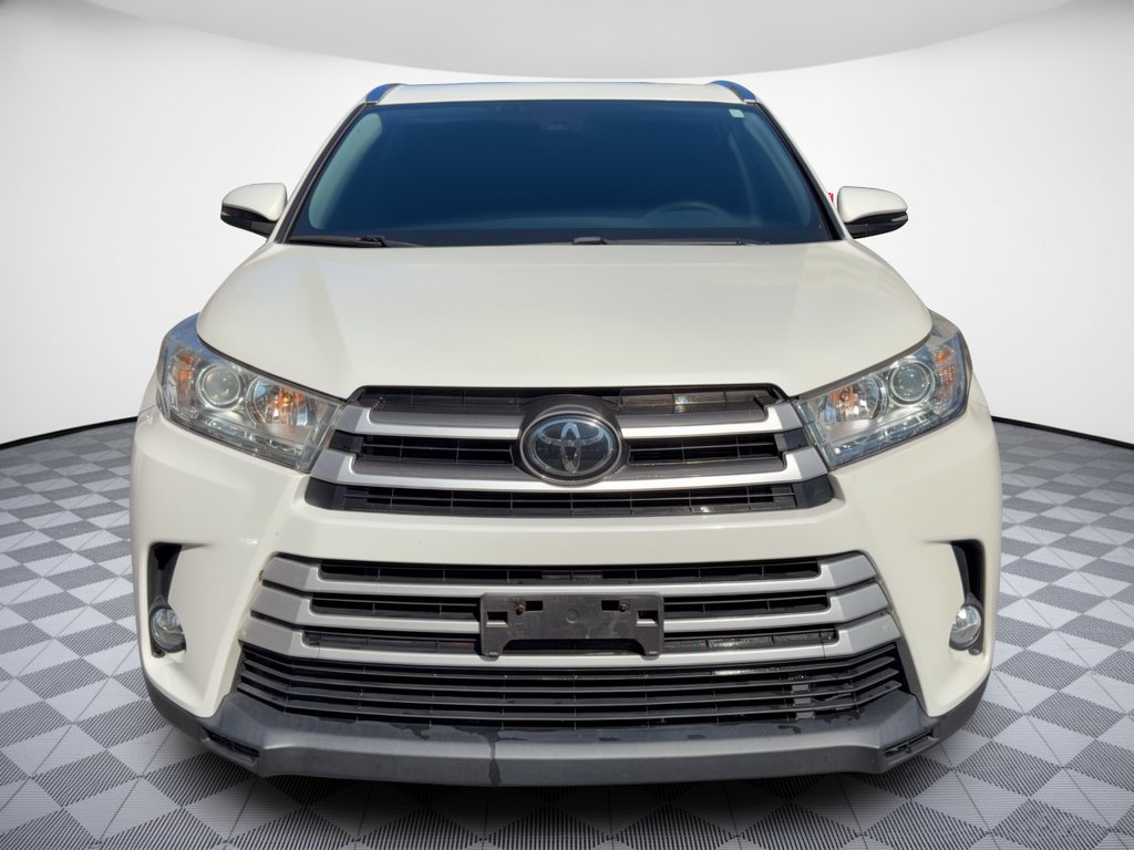 Used 2018 Toyota Highlander XLE AWD/4WD image 6