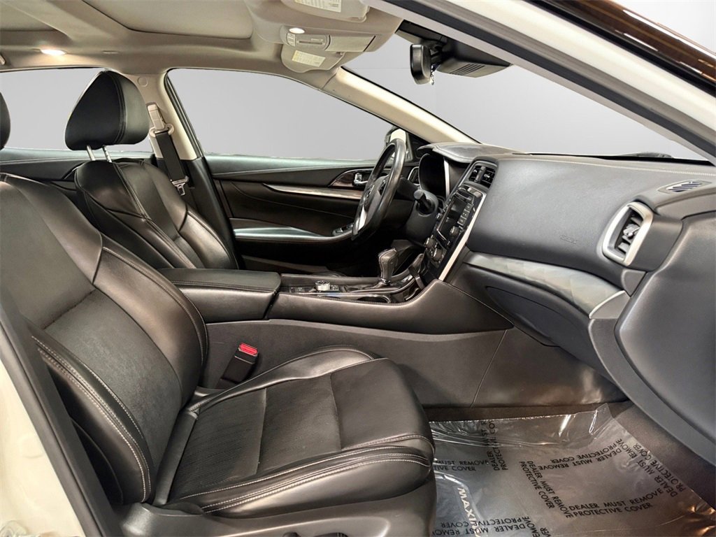 Used 2022 Nissan Maxima SL image 15