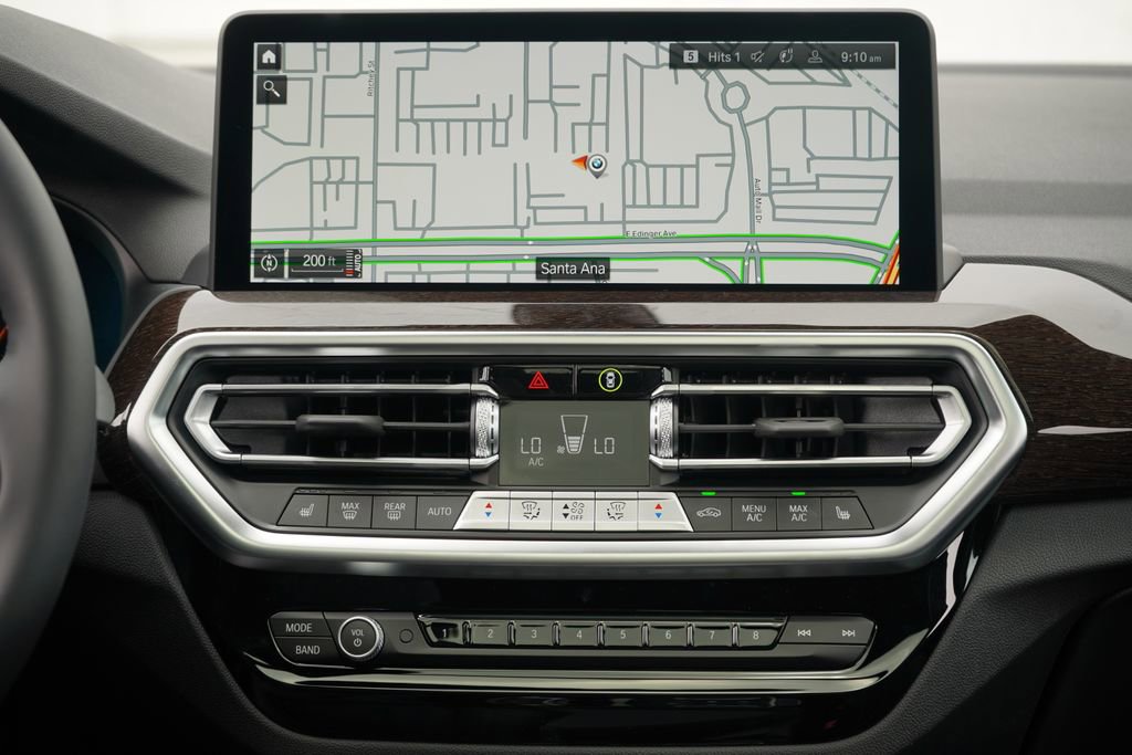 Used 2025 BMW X4 xDrive30i w/ Premium Package image 14