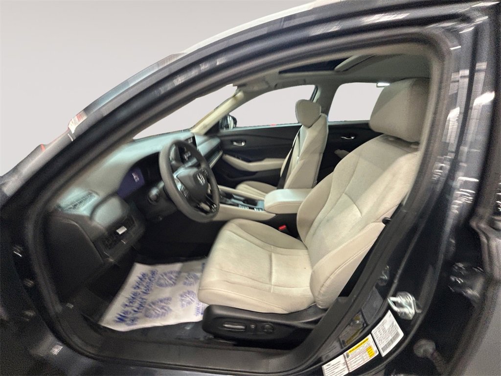 Certified 2024 Honda Accord EX image 9