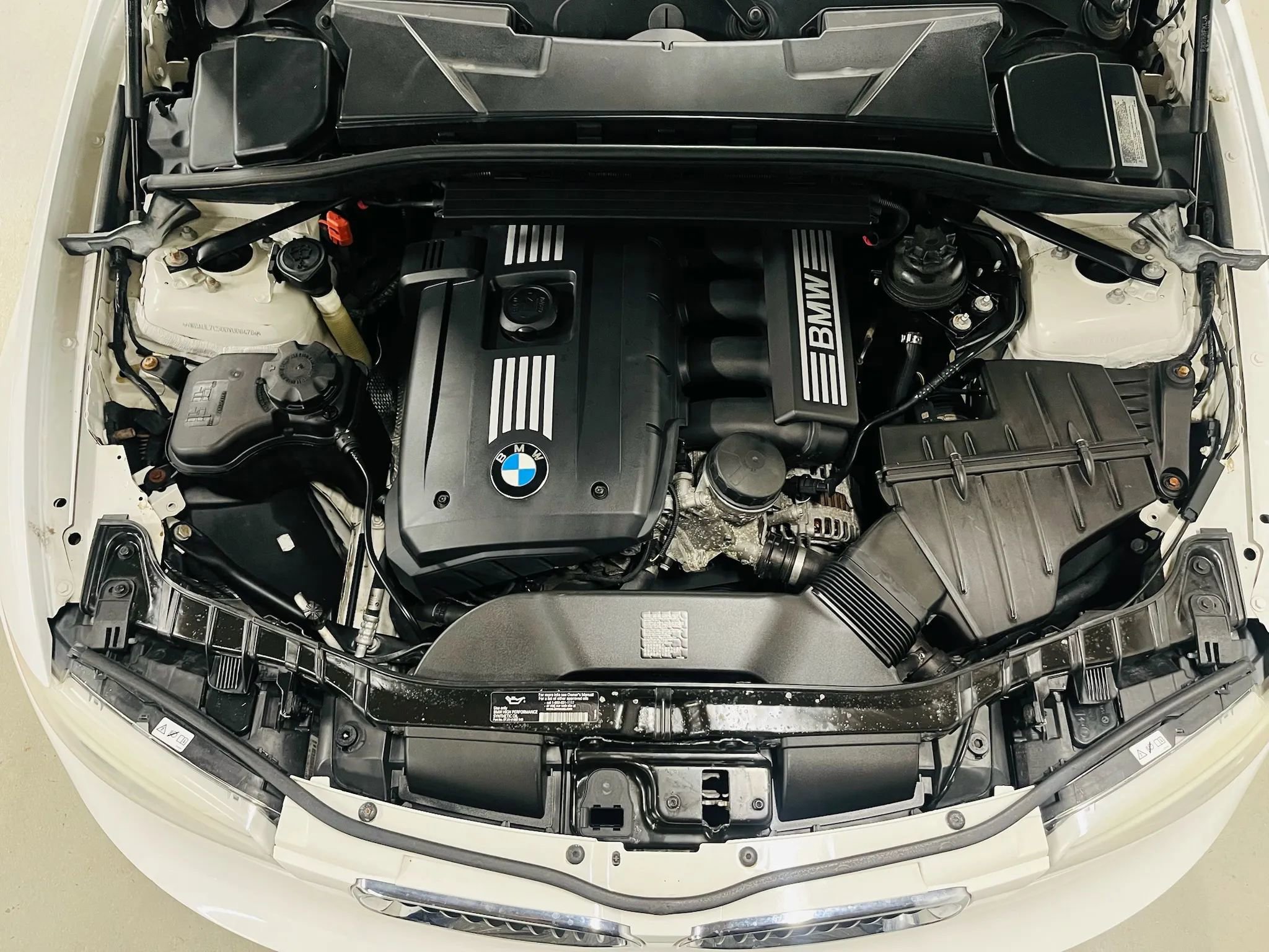 Used 2013 BMW 128i Convertible image 23