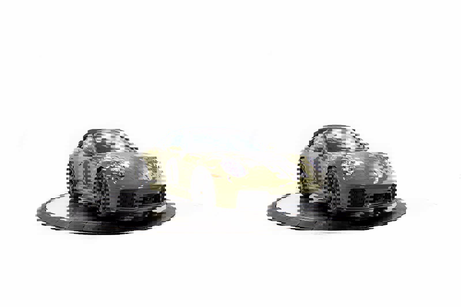 New 2026 Porsche 911 GTS image 9