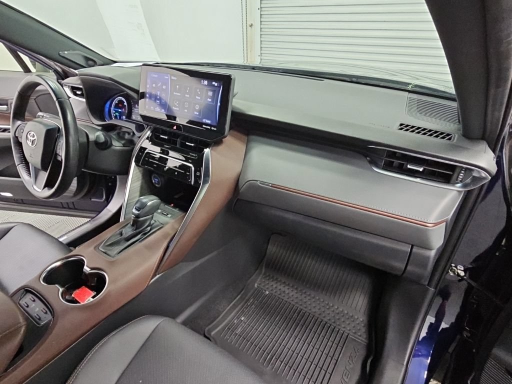 Used 2021 Toyota Venza Limited AWD/4WD image 41