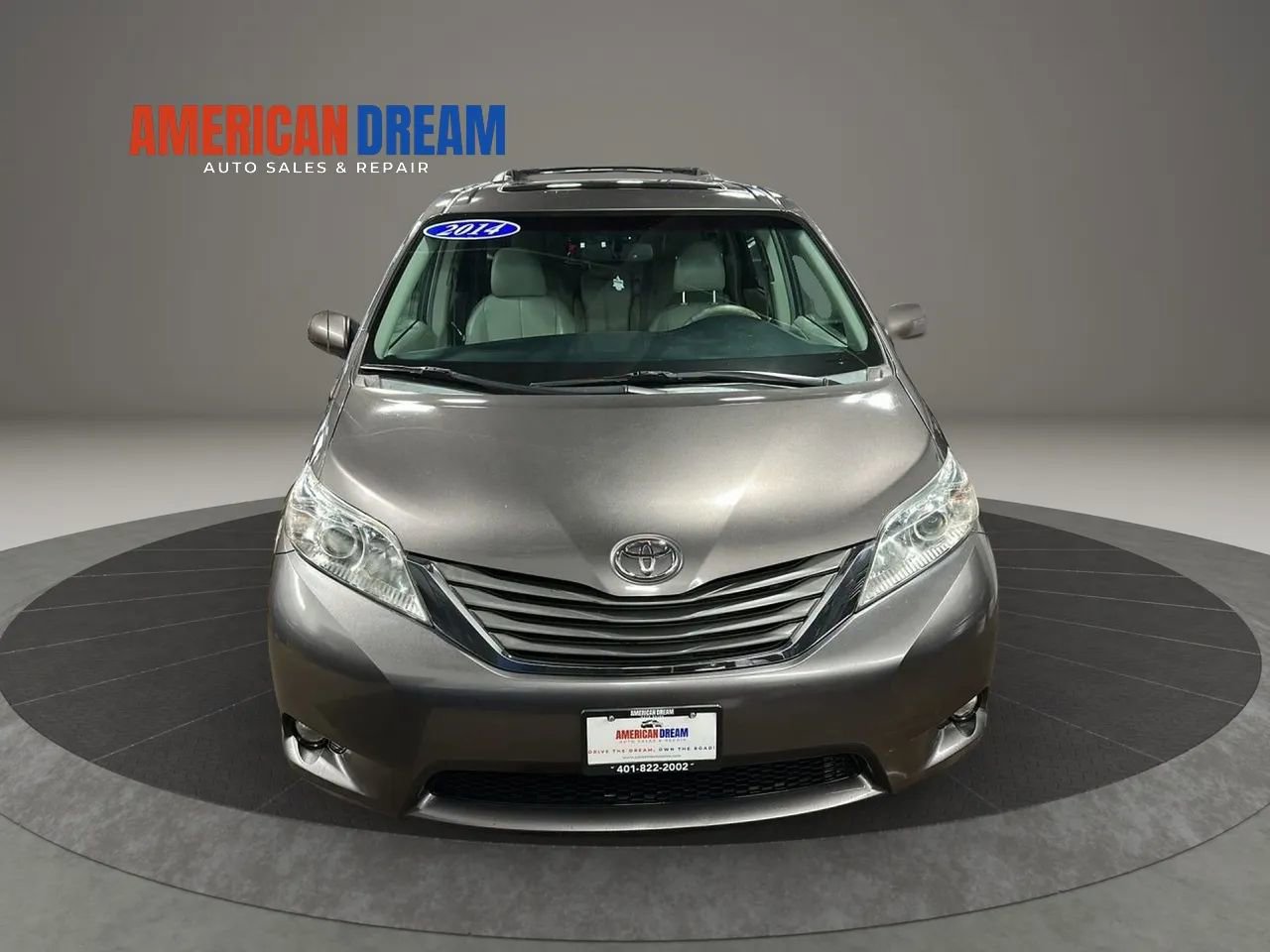 Used 2014 Toyota Sienna XLE FWD image 8