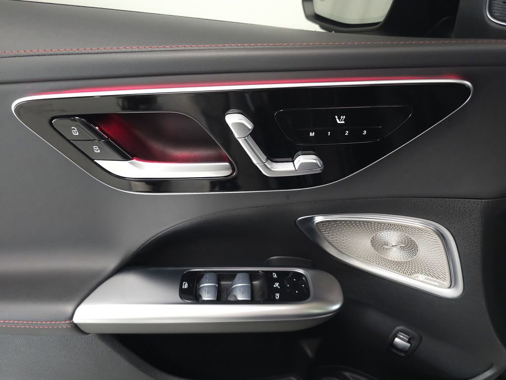 Used 2024 Mercedes-Benz C 43 AMG 4MATIC Sedan image 6