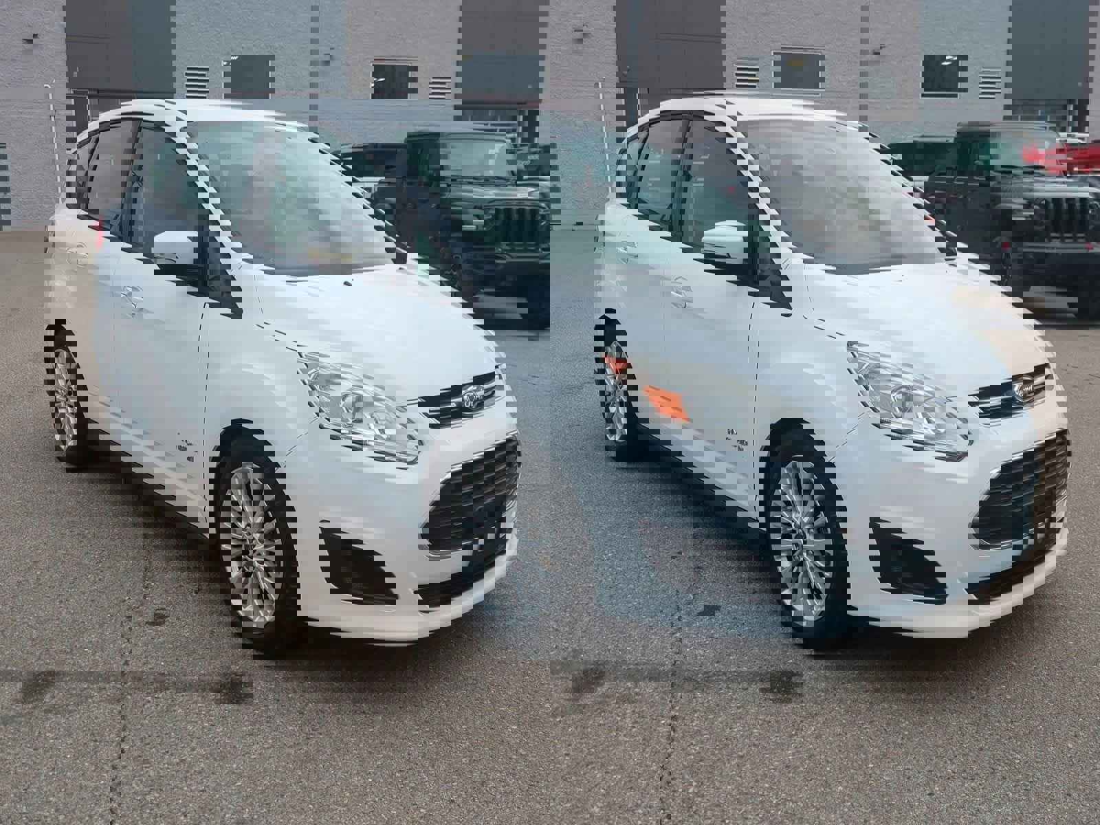 Used 2017 Ford C-MAX SE image 2