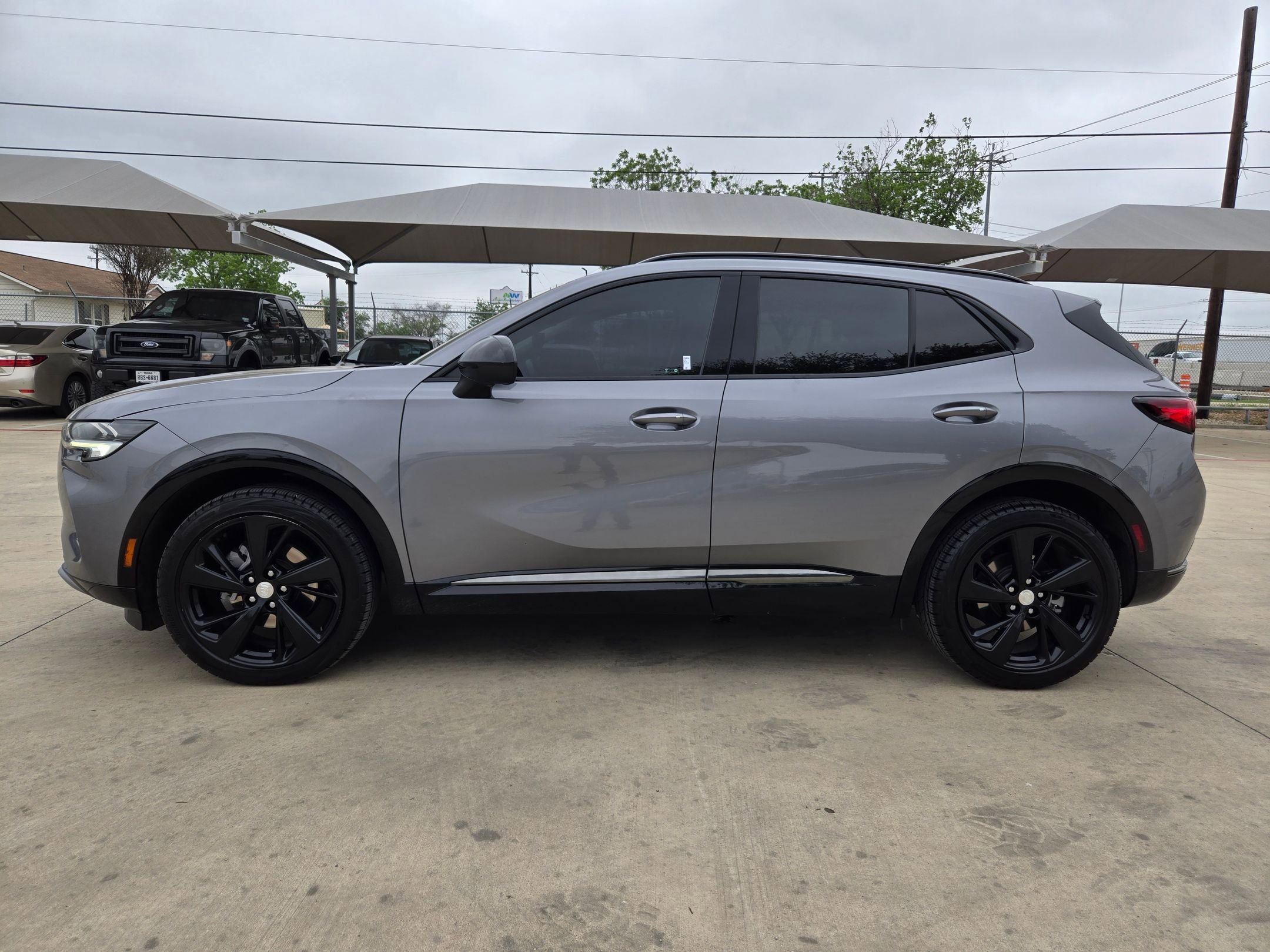 Certified 2021 Buick Envision Essence w/ Technology Package I FWD image 4