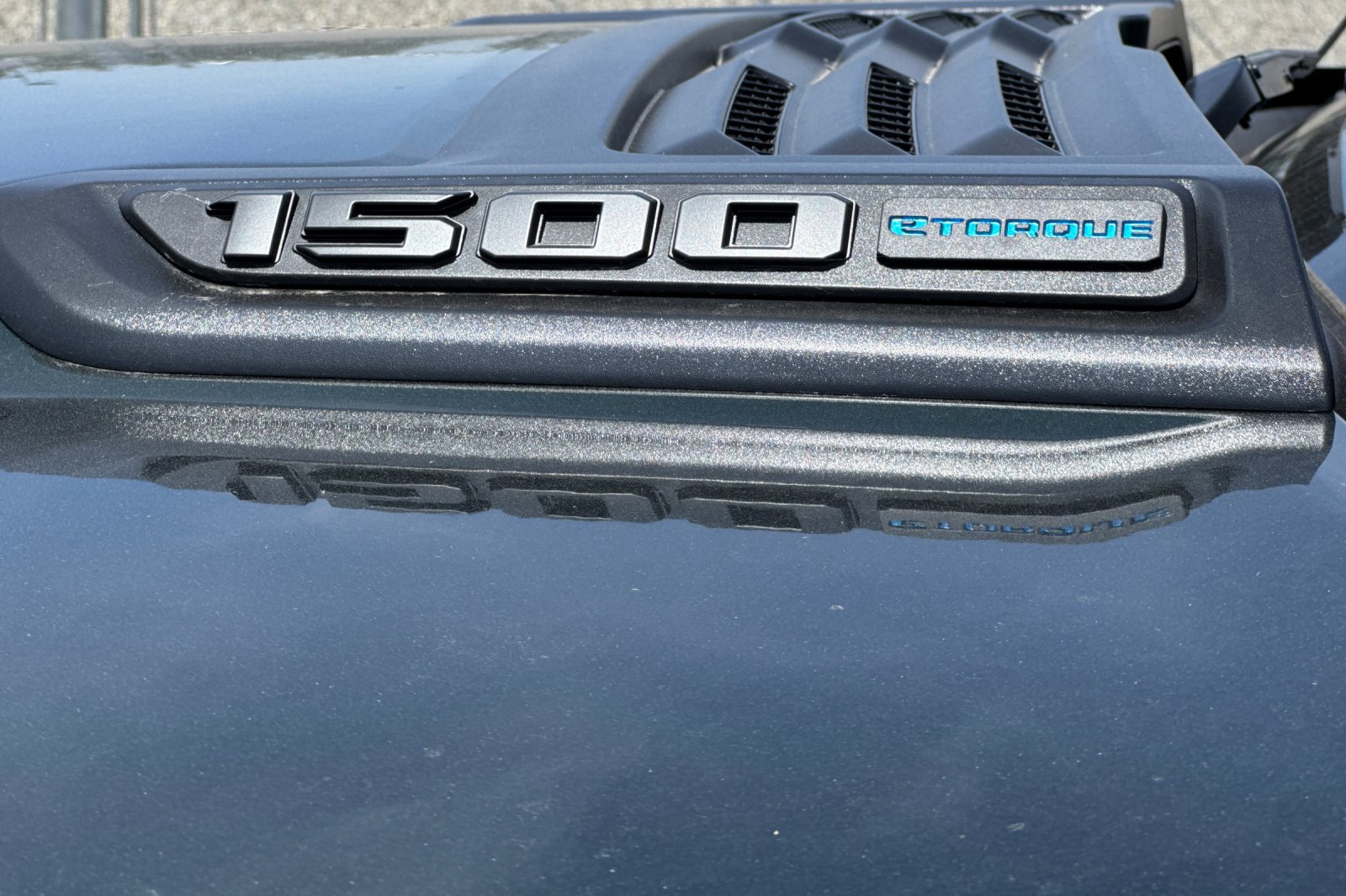 New 2026 RAM 1500 Laramie AWD/4WD image 25