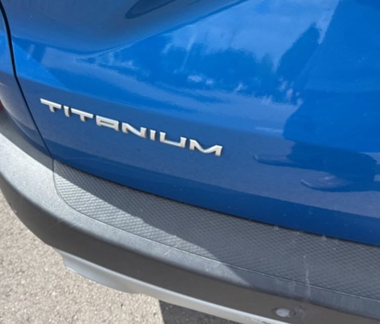 Used 2020 Ford Escape Titanium AWD/4WD image 17