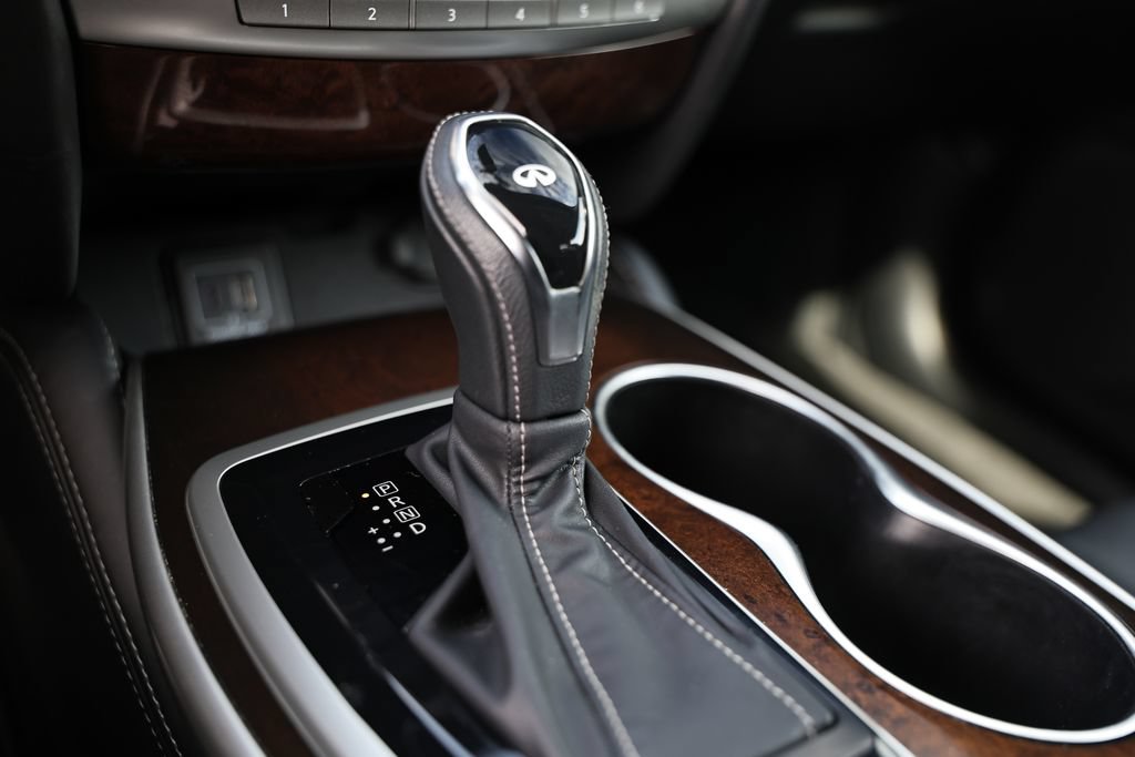 Used 2019 INFINITI QX60 Luxe w/ Sensory Package AWD/4WD image 40