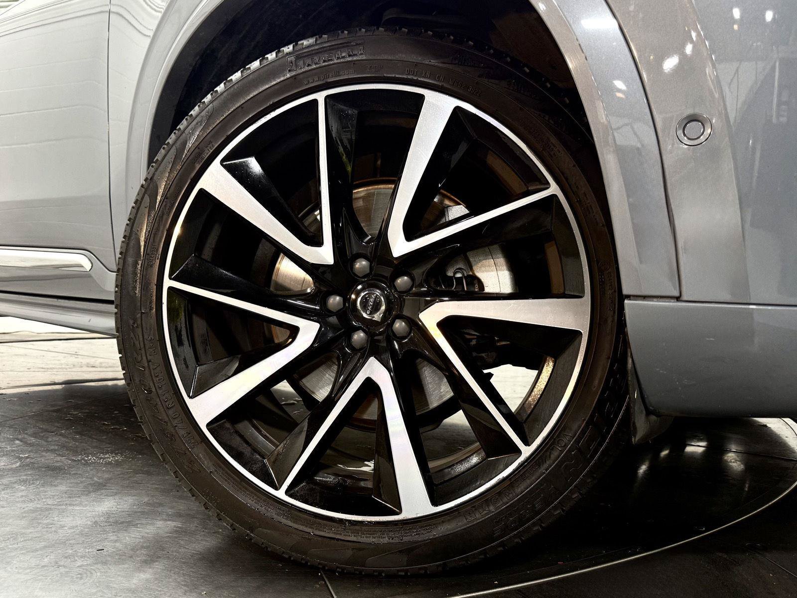 Used 2023 Volvo XC90 B6 Plus AWD/4WD image 11