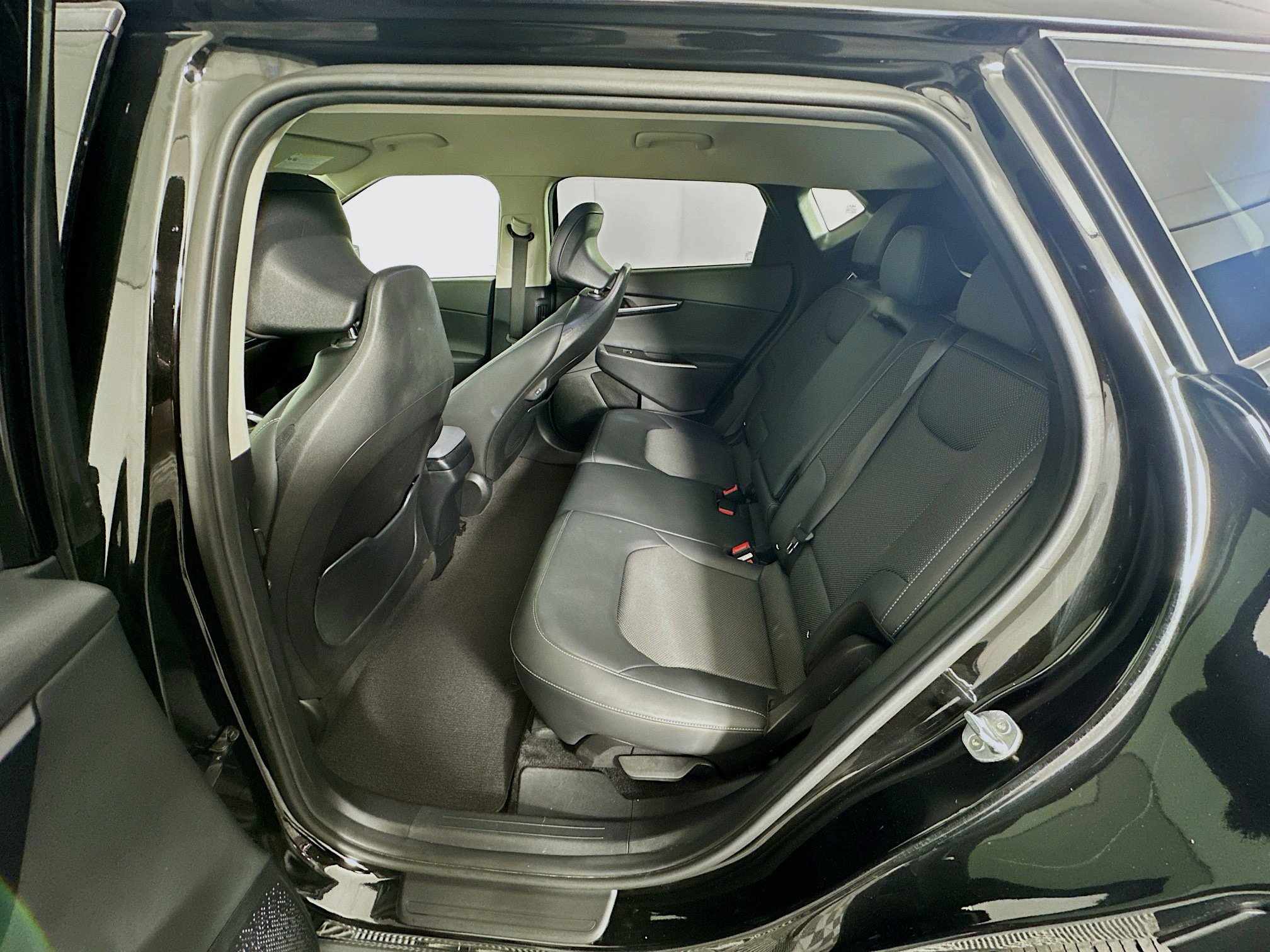 Used 2024 Kia EV6 Light RWD image 27