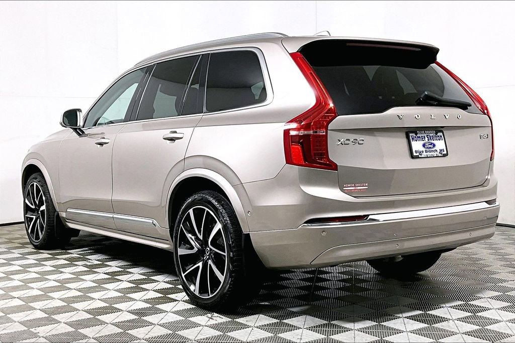 Used 2024 Volvo XC90 B6 Plus w/ Protection Package image 11