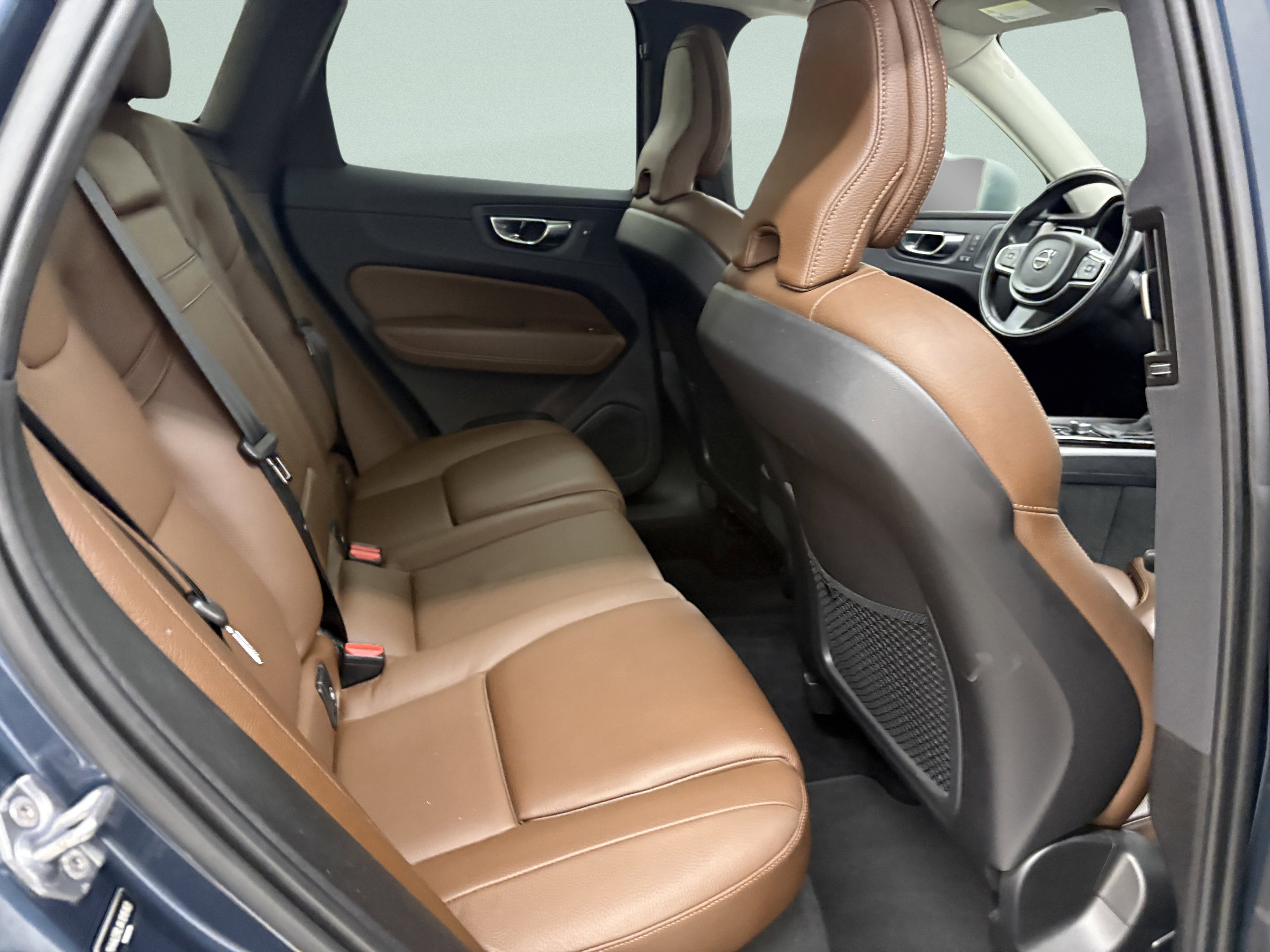 Used 2019 Volvo XC60 T6 Inscription image 22