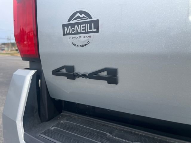 Used 2025 Toyota Tacoma TRD Sport AWD/4WD image 35