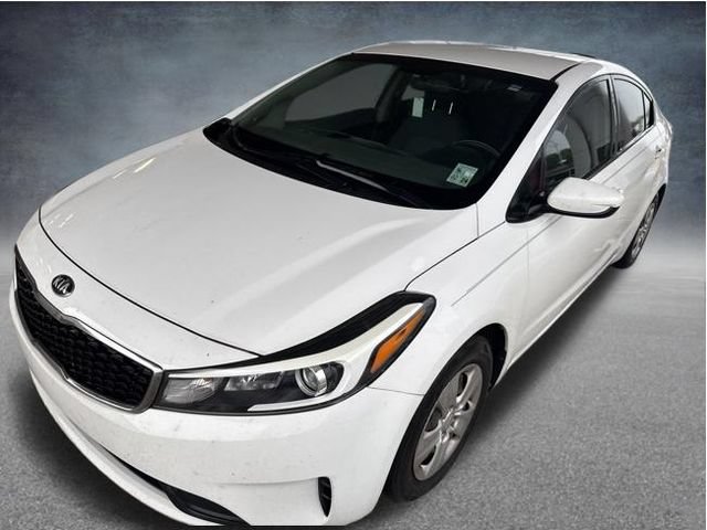 Used 2017 Kia Forte LX FWD image 3