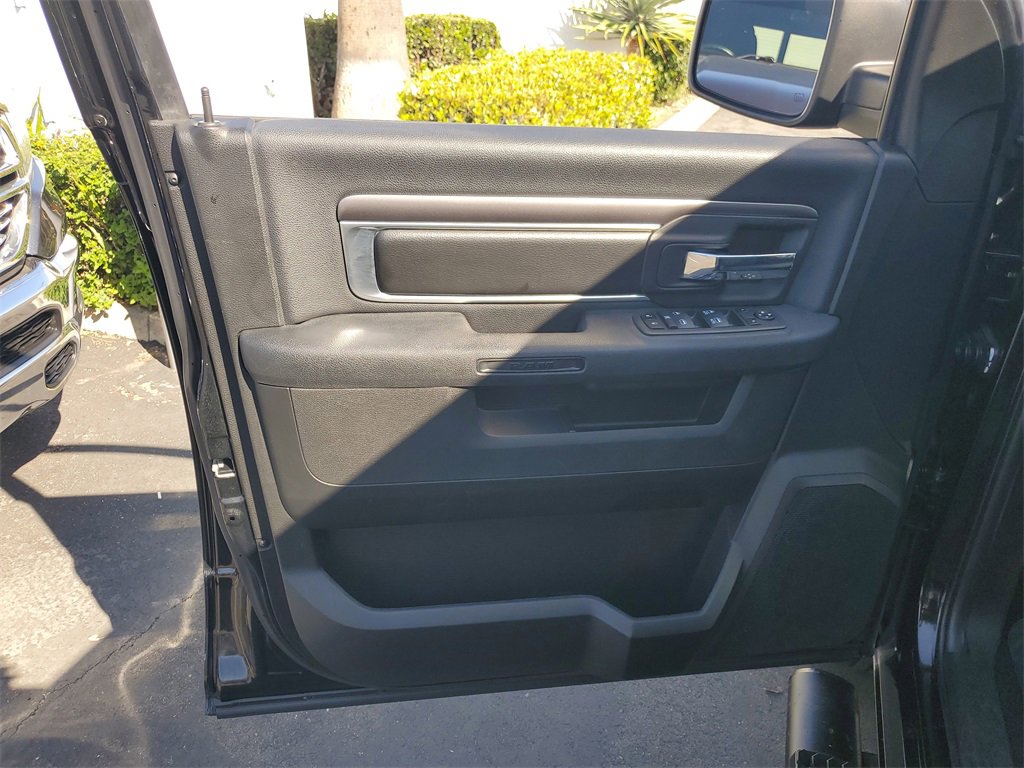 Used 2021 RAM 1500 Classic Warlock w/ Electronics Group image 17