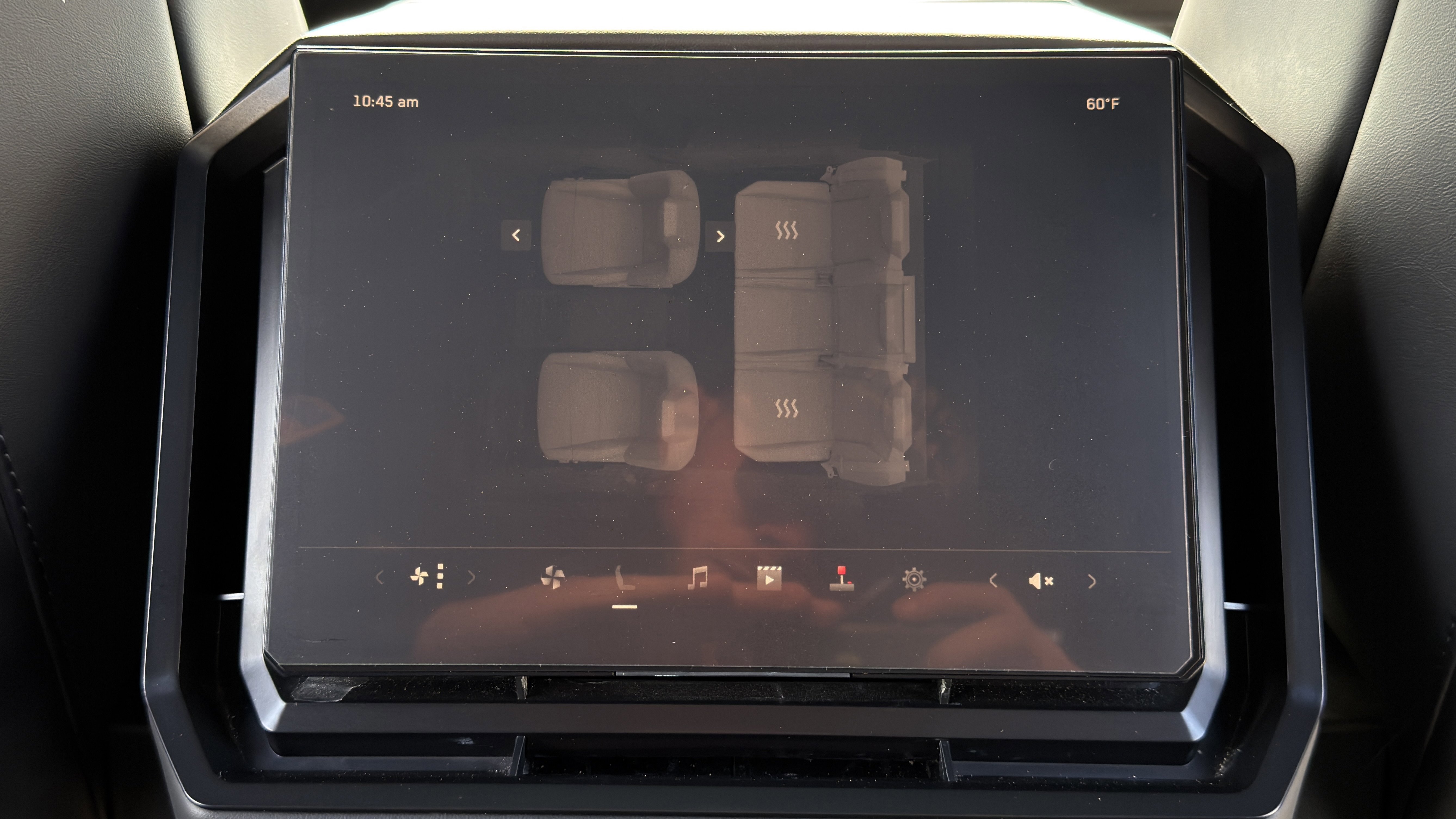 Used 2025 Tesla Cybertruck AWD Crew Cab image 38