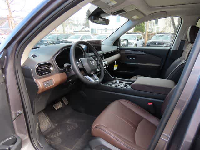 New 2026 Honda Pilot Elite image 2