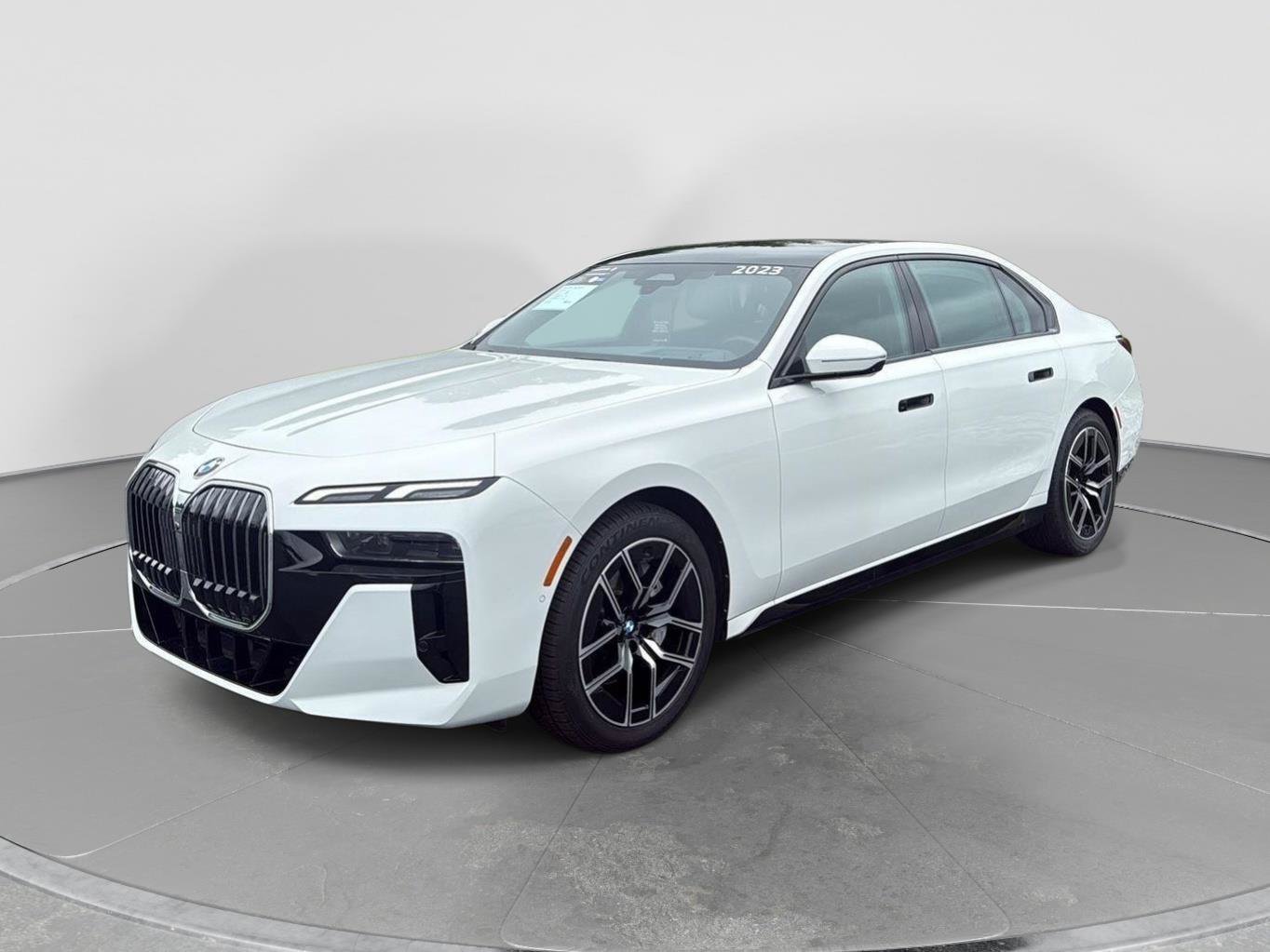 Certified 2023 BMW 740i w/ Parking Assistance Package RWD image 1
