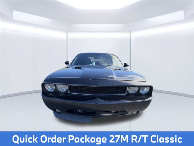 Used 2014 Dodge Challenger R/T RWD image 2