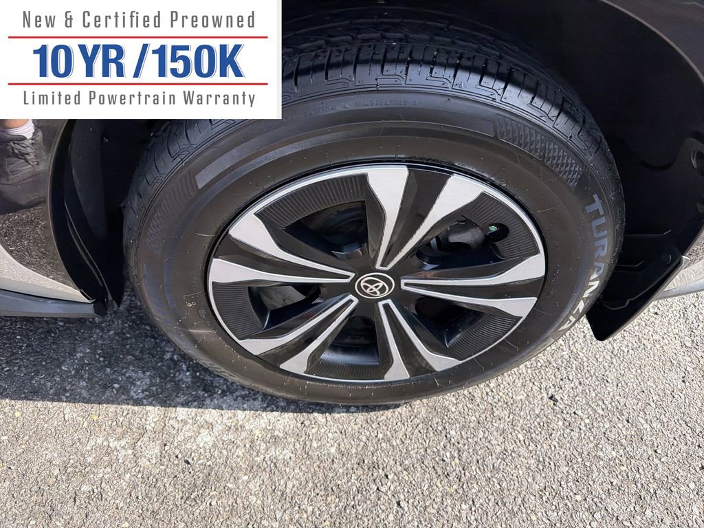 Used 2023 Toyota bZ4X XLE w/ Weather Package image 12