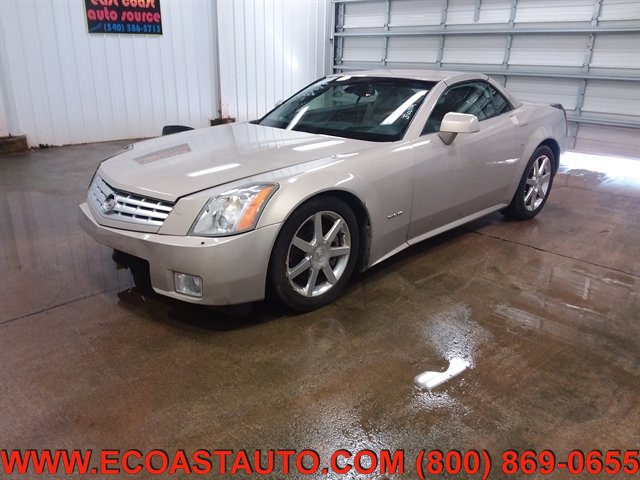 Used 2006 Cadillac XLR image 4