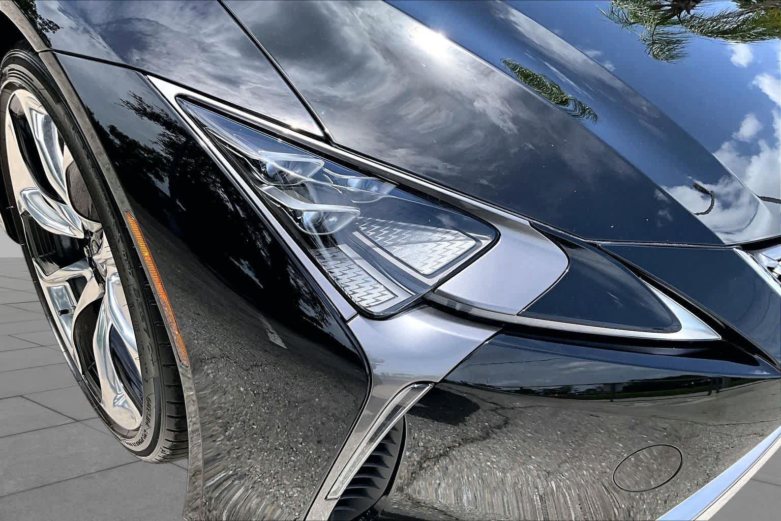 Used 2021 Lexus LC 500 Convertible w/ Touring Package RWD image 28