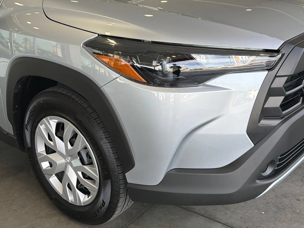 Certified 2026 Toyota Corolla Cross L FWD image 9