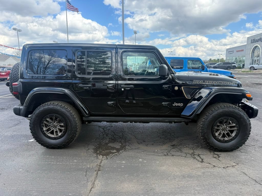 Used 2025 Jeep Wrangler Unlimited Rubicon 392 AWD/4WD image 2