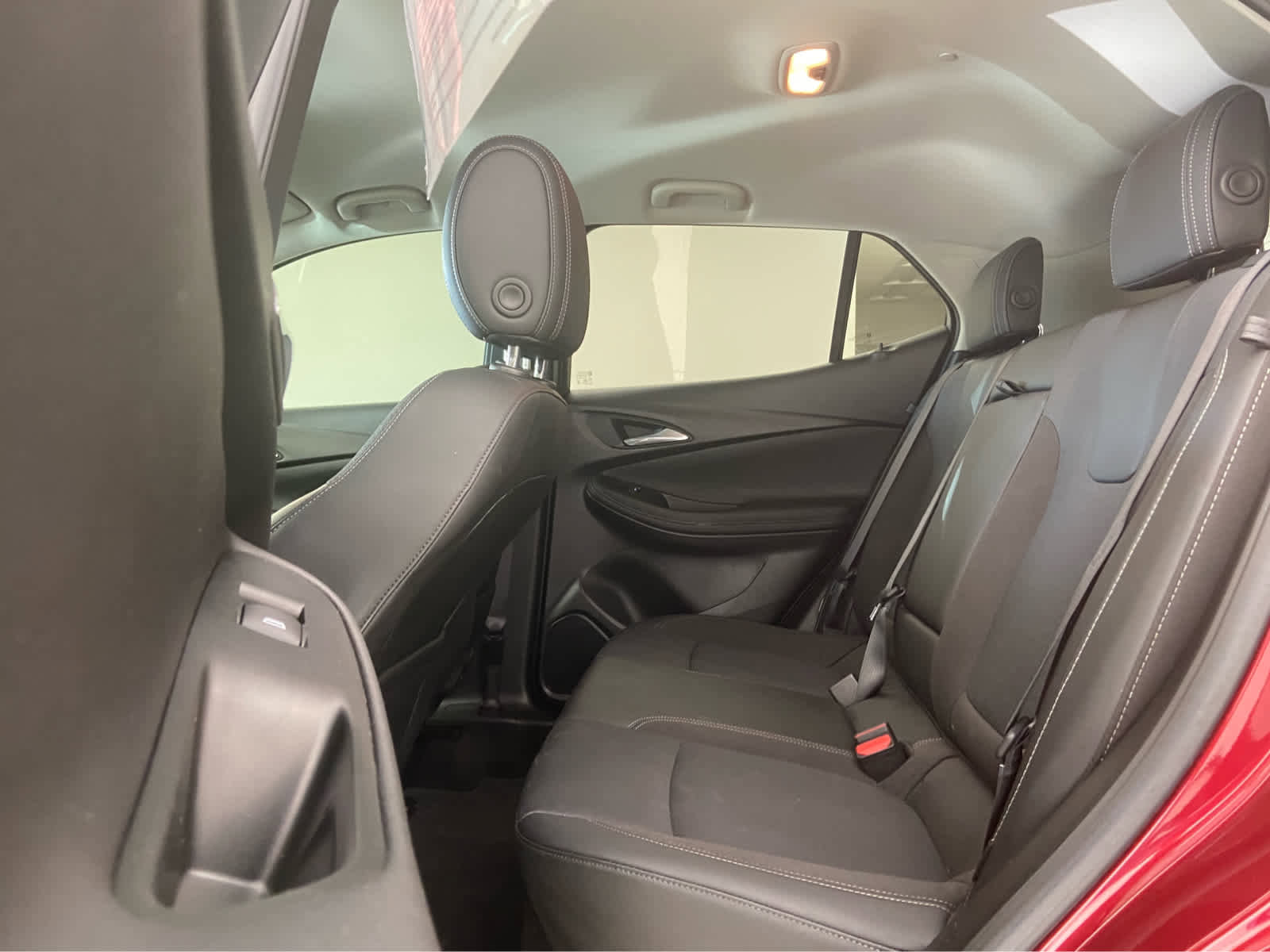 Used 2022 Buick Encore GX Select w/ Sport Touring Package image 12