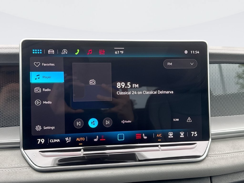 New 2026 Volkswagen Tiguan SE AWD/4WD image 12