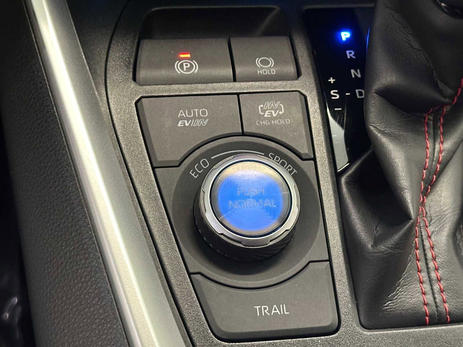 Used 2024 Toyota RAV4 XSE image 15