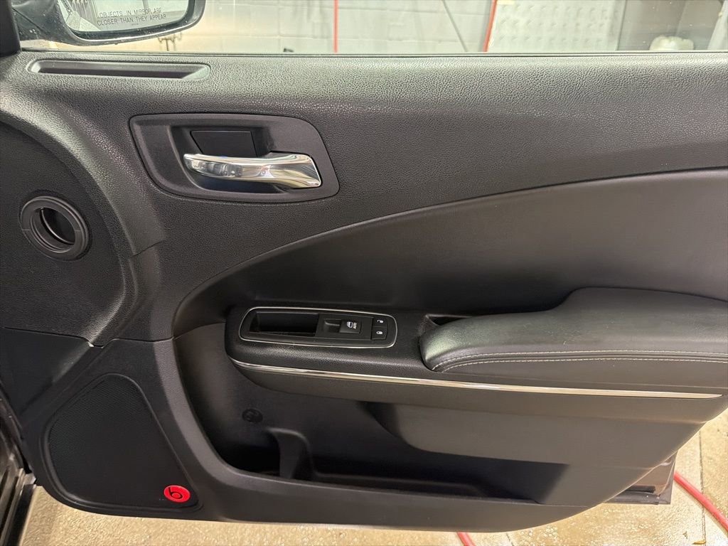 Used 2014 Dodge Charger SXT Plus RWD image 26
