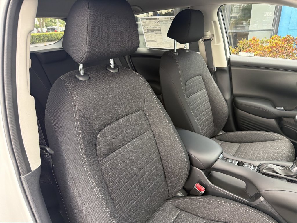 New 2027 Honda HR-V LX image 26