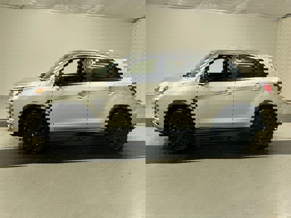 New 2025 Mitsubishi Outlander Sport LE image 5